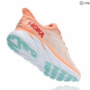 Hoka Women's Clifton 8 Running Shoes